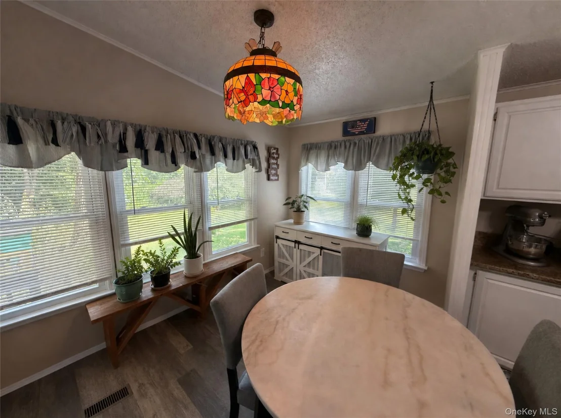 Photo of 39 Depew Park