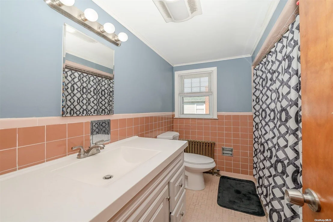 Photo of 32 Herbert Avenue