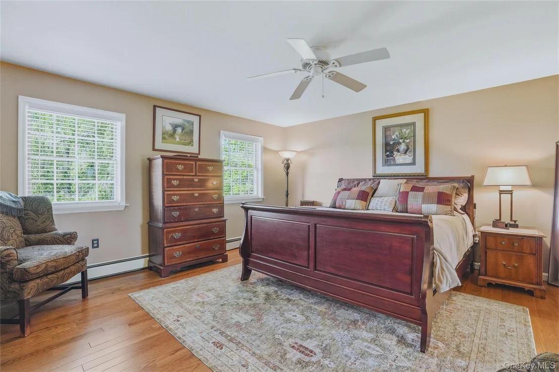 Photo of 36 River Glen Road