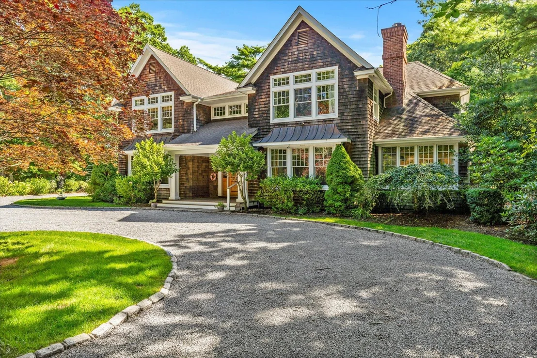 Photo of 53 Cedar Lane W