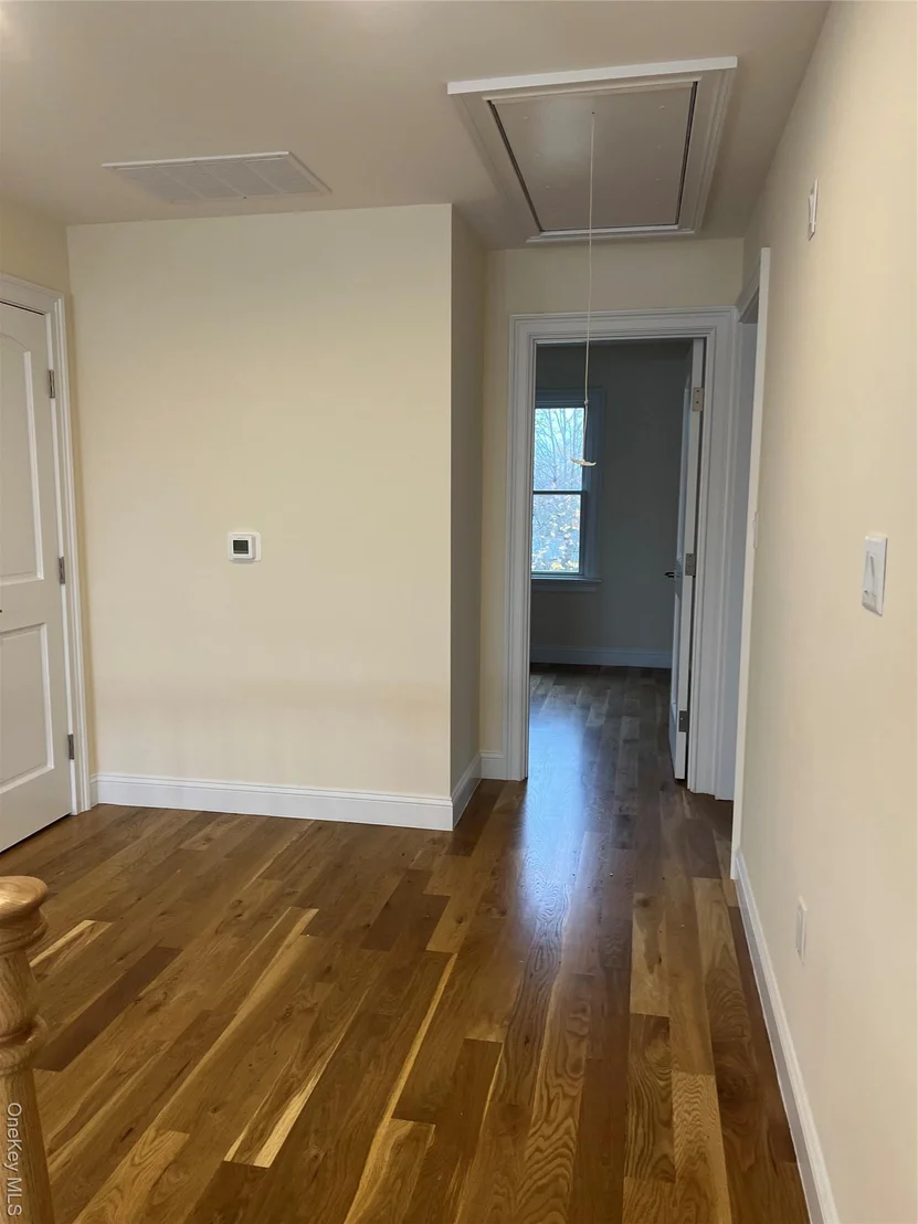 Photo of 19 Sunlight Hill