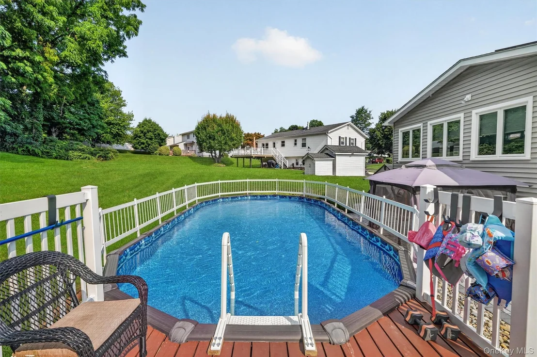 Photo of 10 Pine Drive
