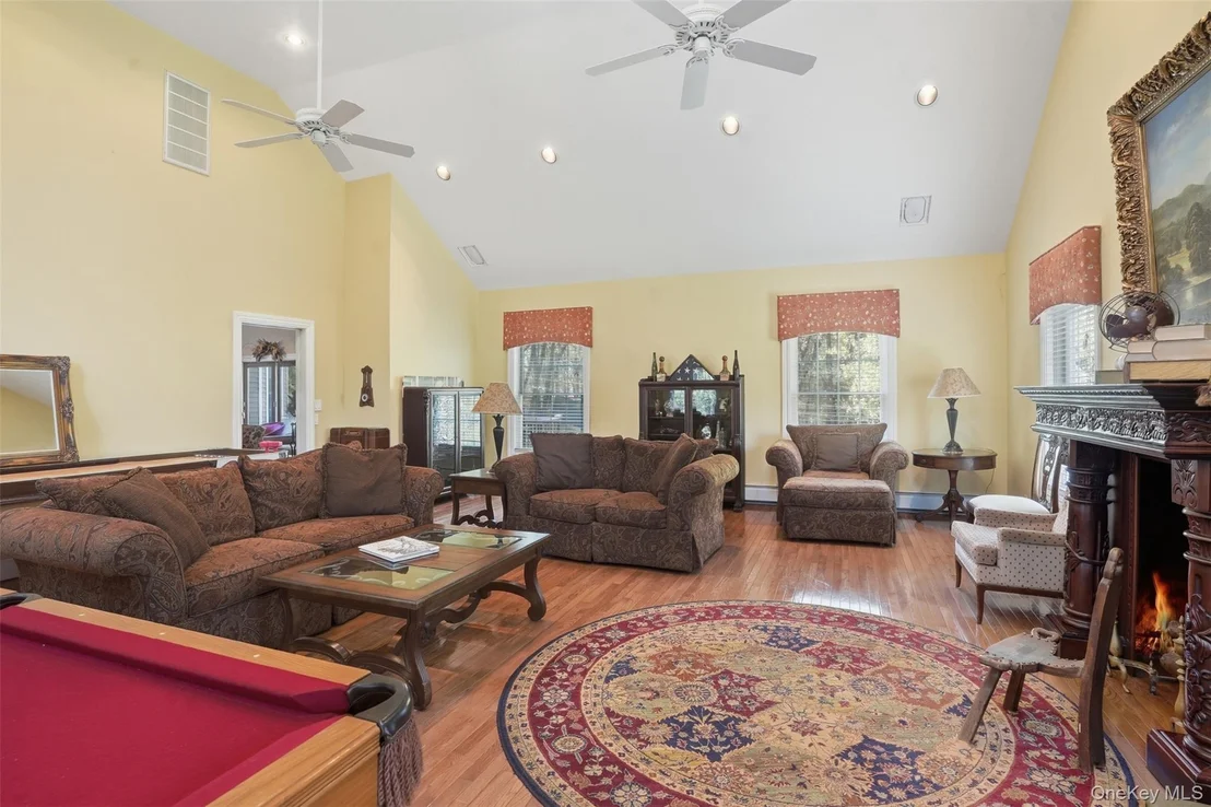 Photo of 17 Skyview Lane