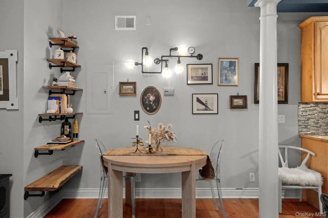 Photo of Unit PH4 at 88 Broadway