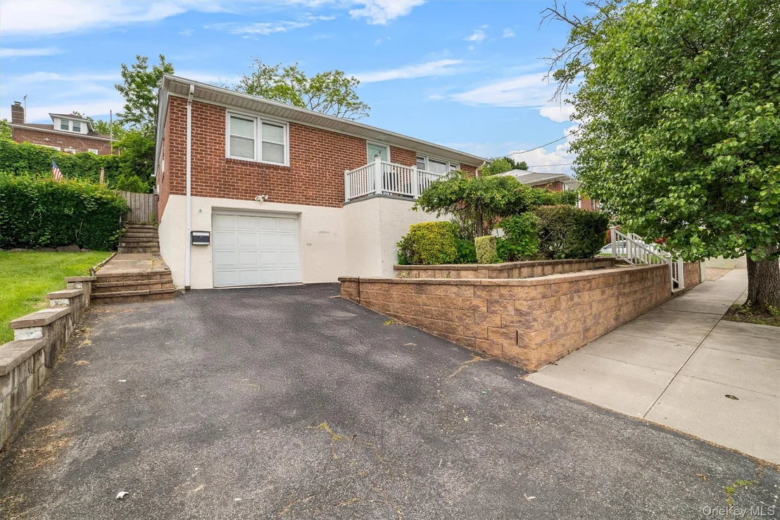 Photo of 773 Mile Square Road