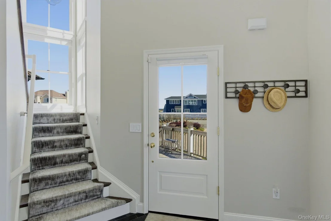 Photo of 688 Dune Road