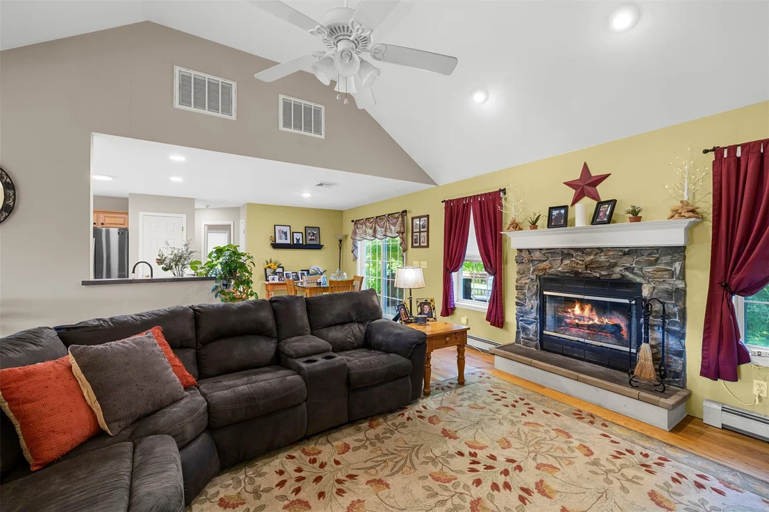 Photo of 42 Bell Drive
