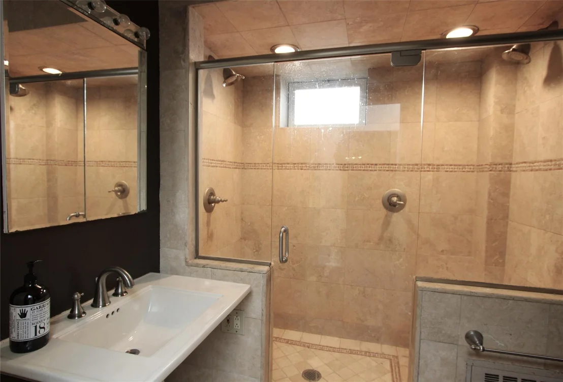 Photo of 134 Cliffside Drive