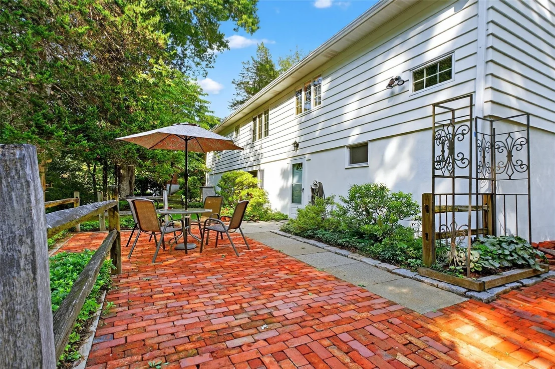 Photo of 7 Oak Bend Road