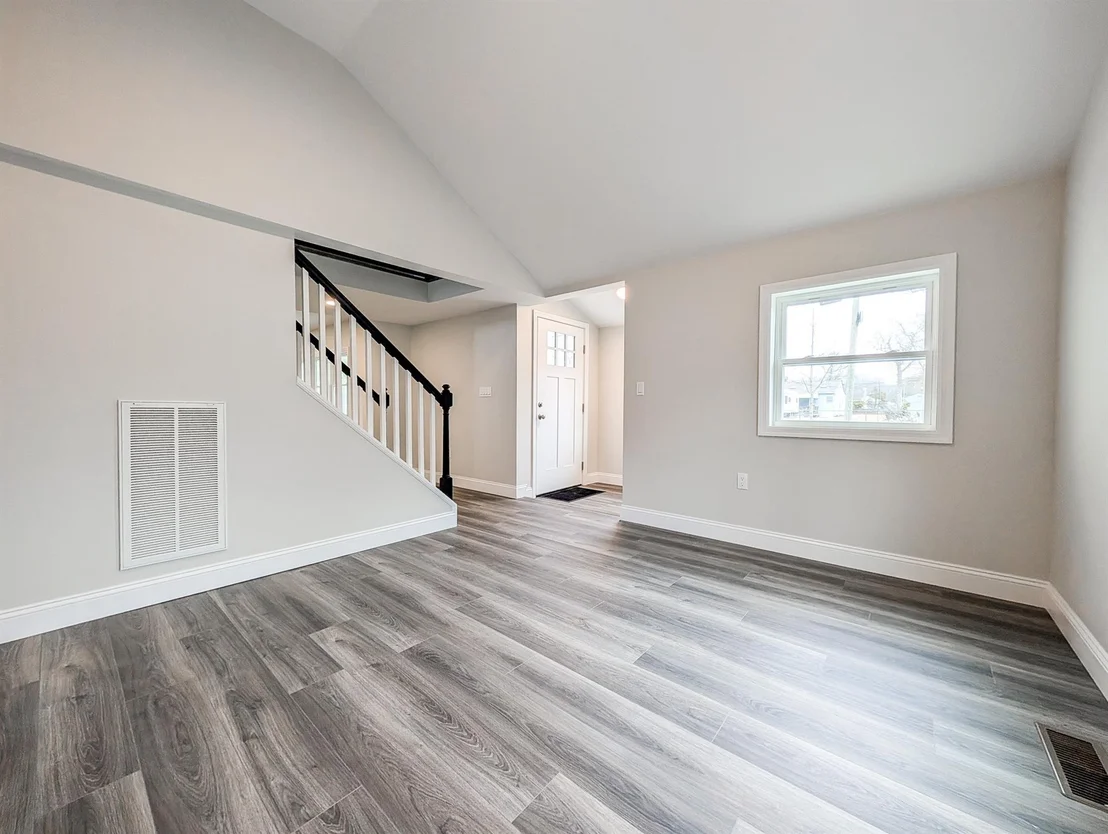 Photo of 206 Longfellow Drive
