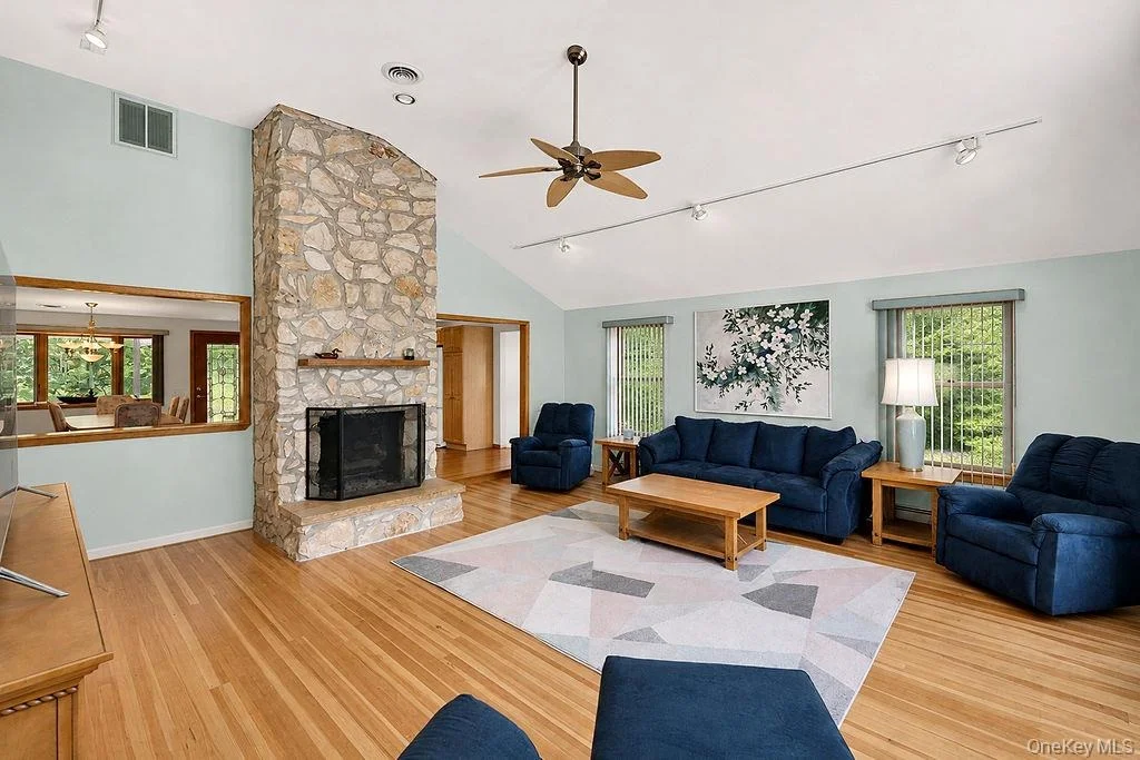 Photo of 8 Stuart Avenue