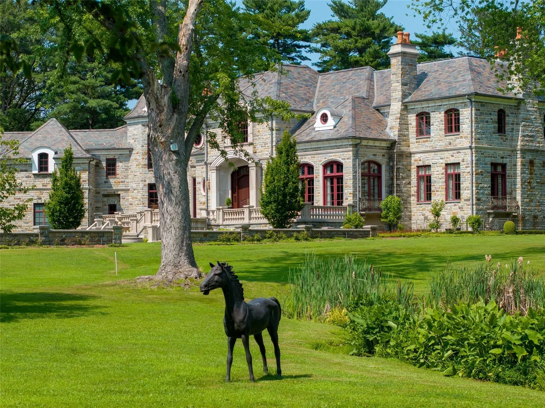 Photo of 102 Horseshoe Road