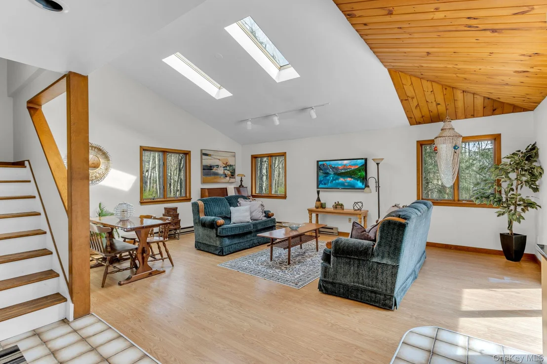 Photo of 21 Sager Lane