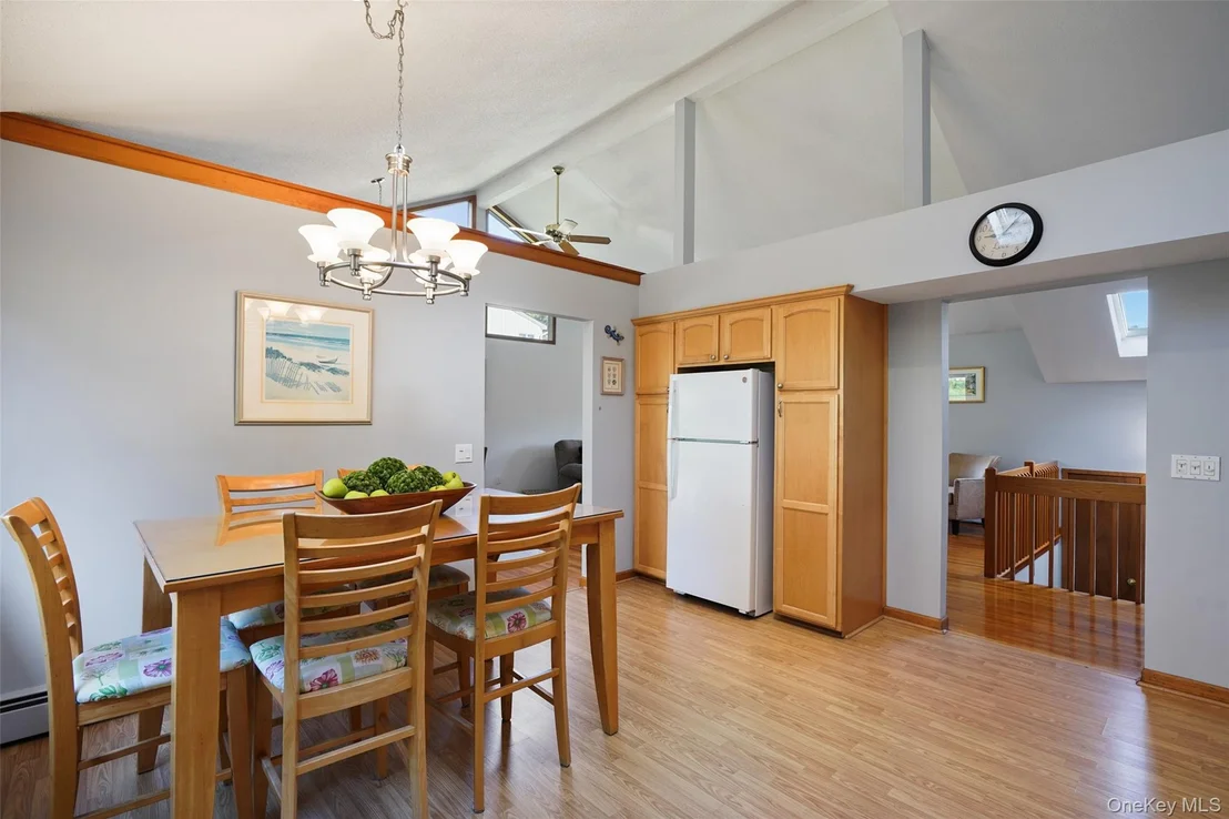 Photo of 170 Arbor Crest