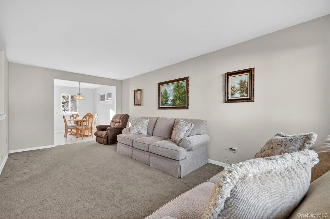 Photo of 725 Logan Avenue