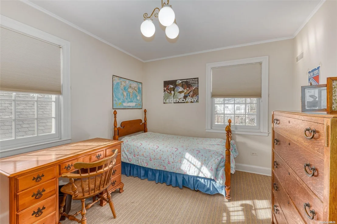 Photo of 19 Hickory Drive