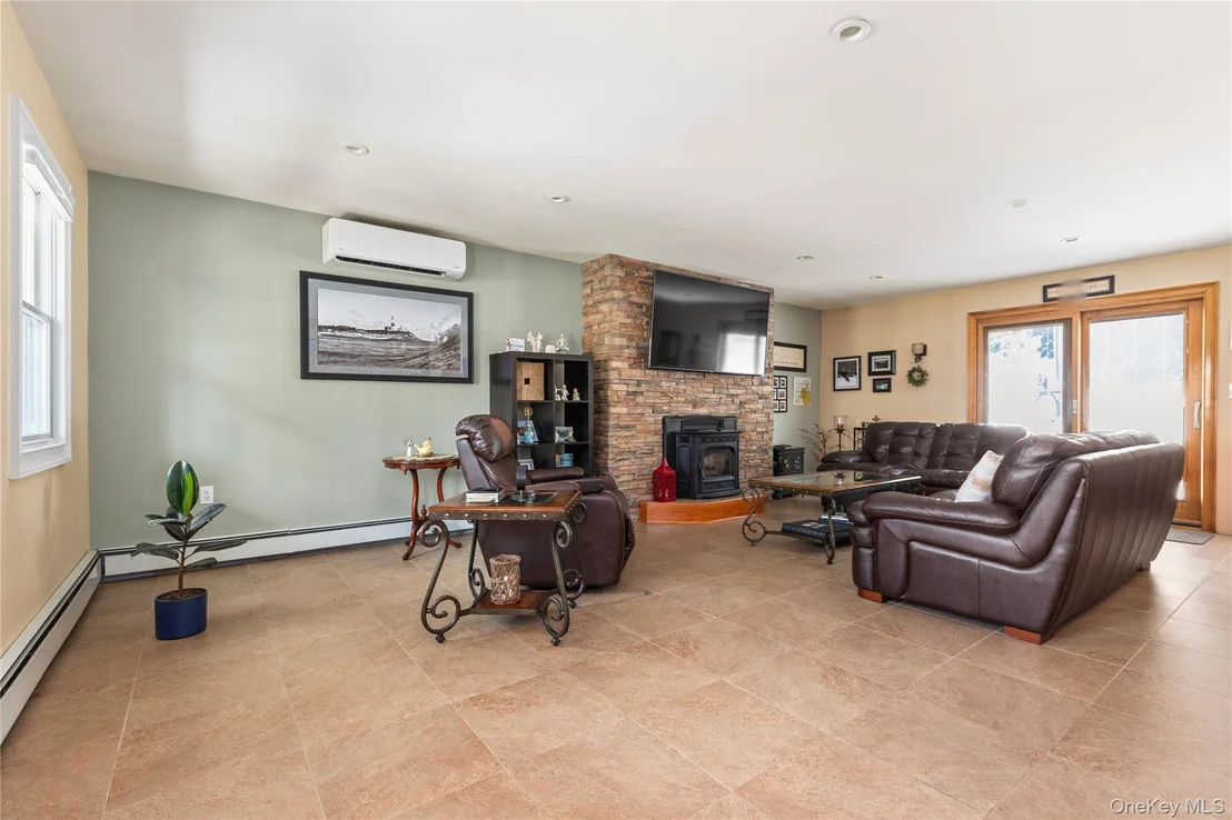 Photo of 51 Cliff Lane