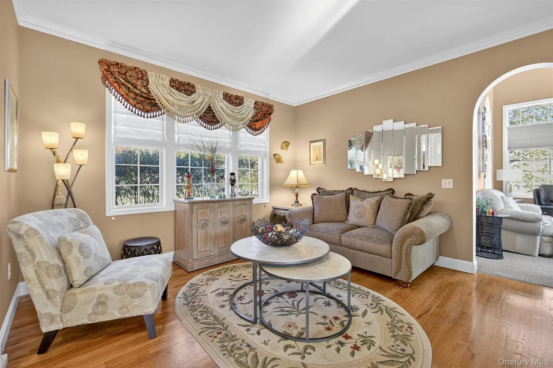 Photo of 15 Champlain Drive