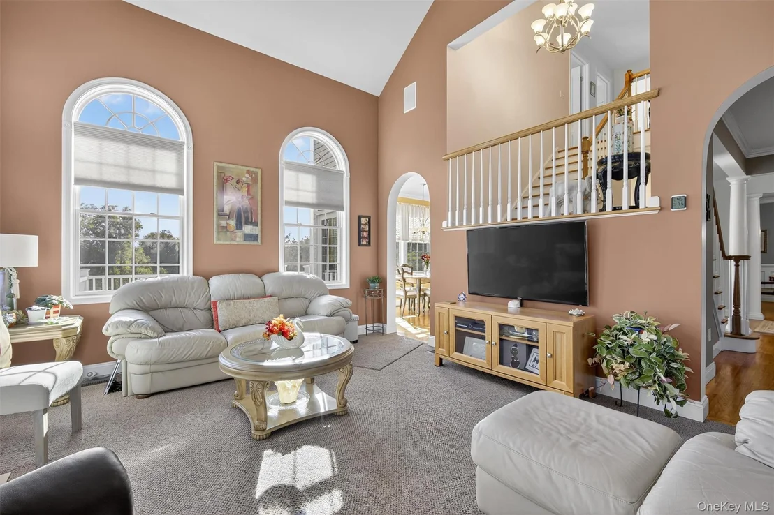 Photo of 15 Champlain Drive