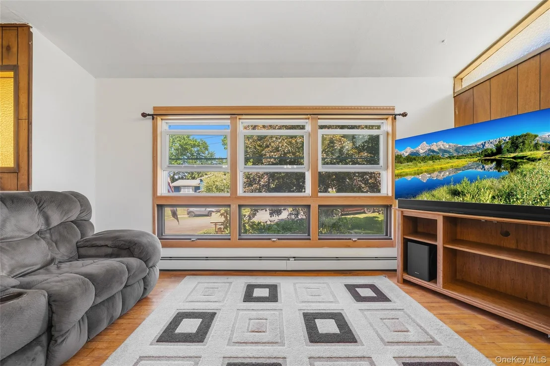 Photo of 24 Dennis Drive