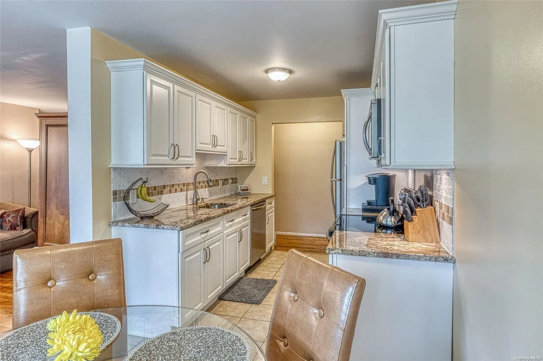 Photo of Unit 9A at 2449F Union Boulevard