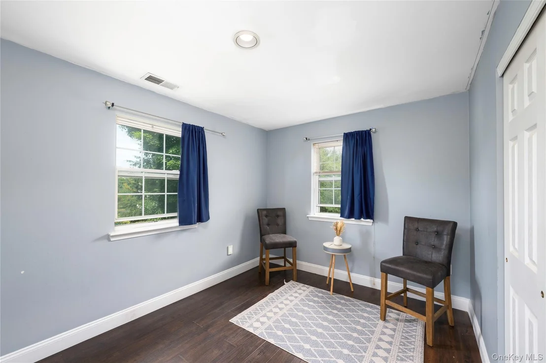 Photo of 8 Cedardale Loop