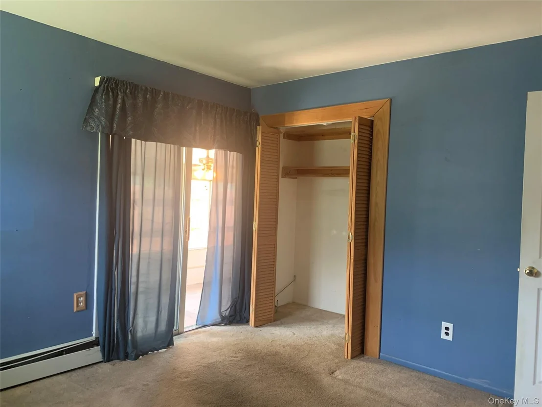 Photo of 92 Lombardy Drive
