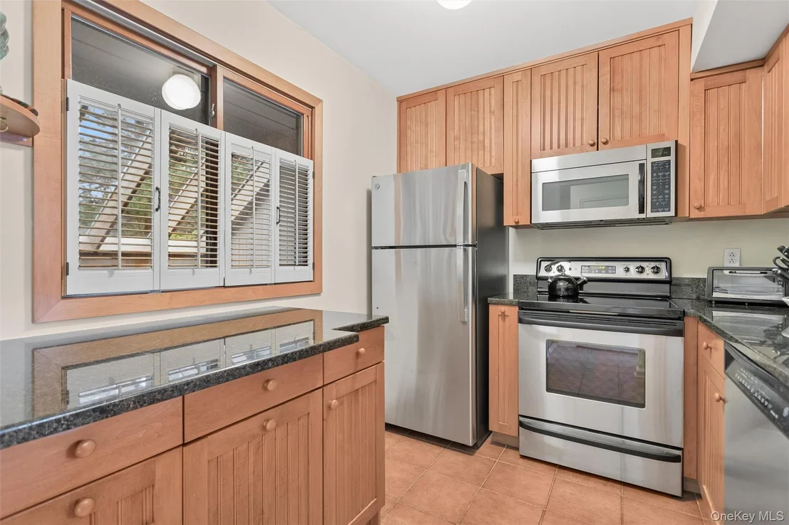 Photo of 806 Eagle Bay Drive