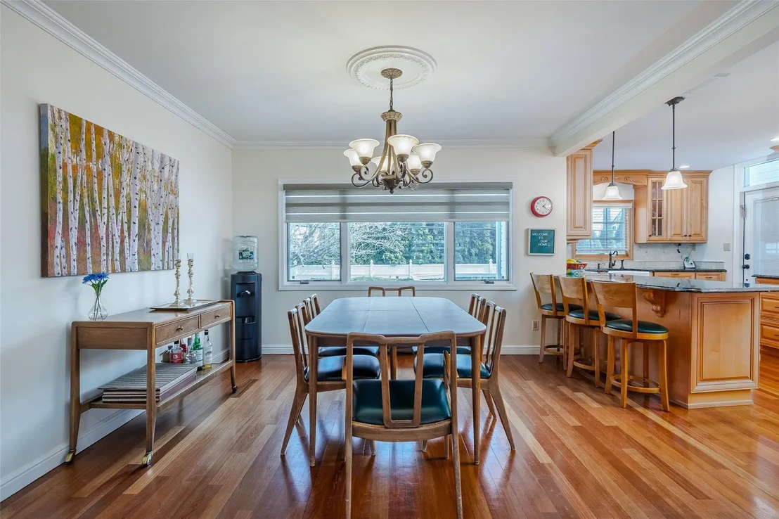 Photo of 42 Hollywood Drive
