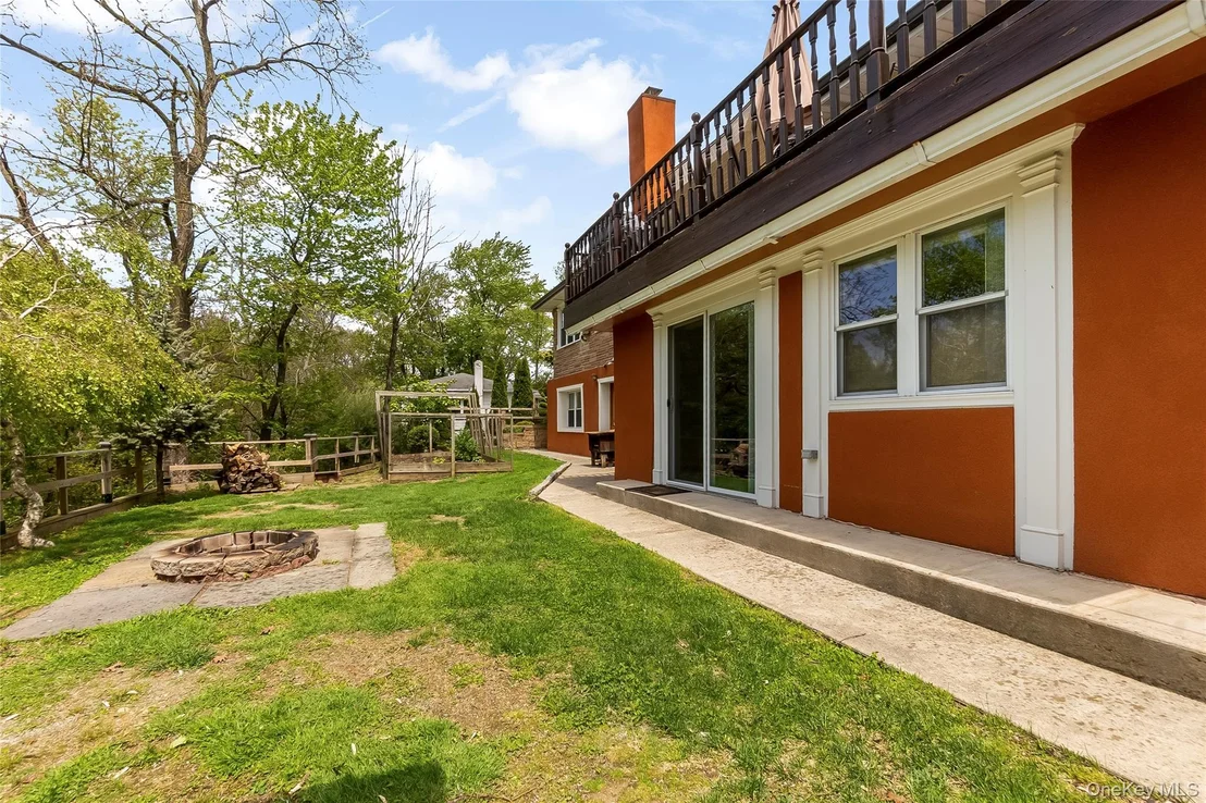 Photo of 153 Kentview Drive