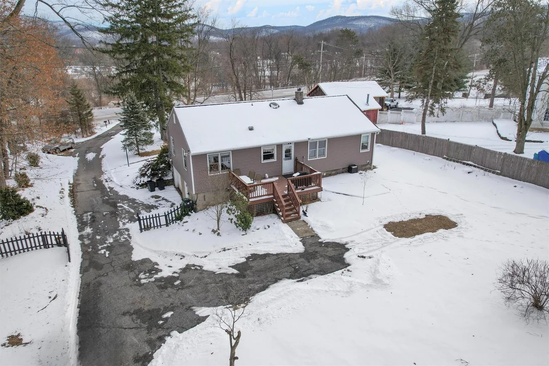 Photo of 2381 Us Highway 9W
