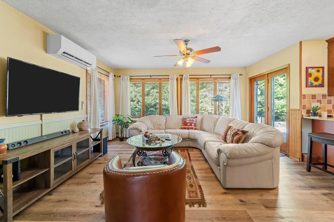 Photo of 52 Barker Drive