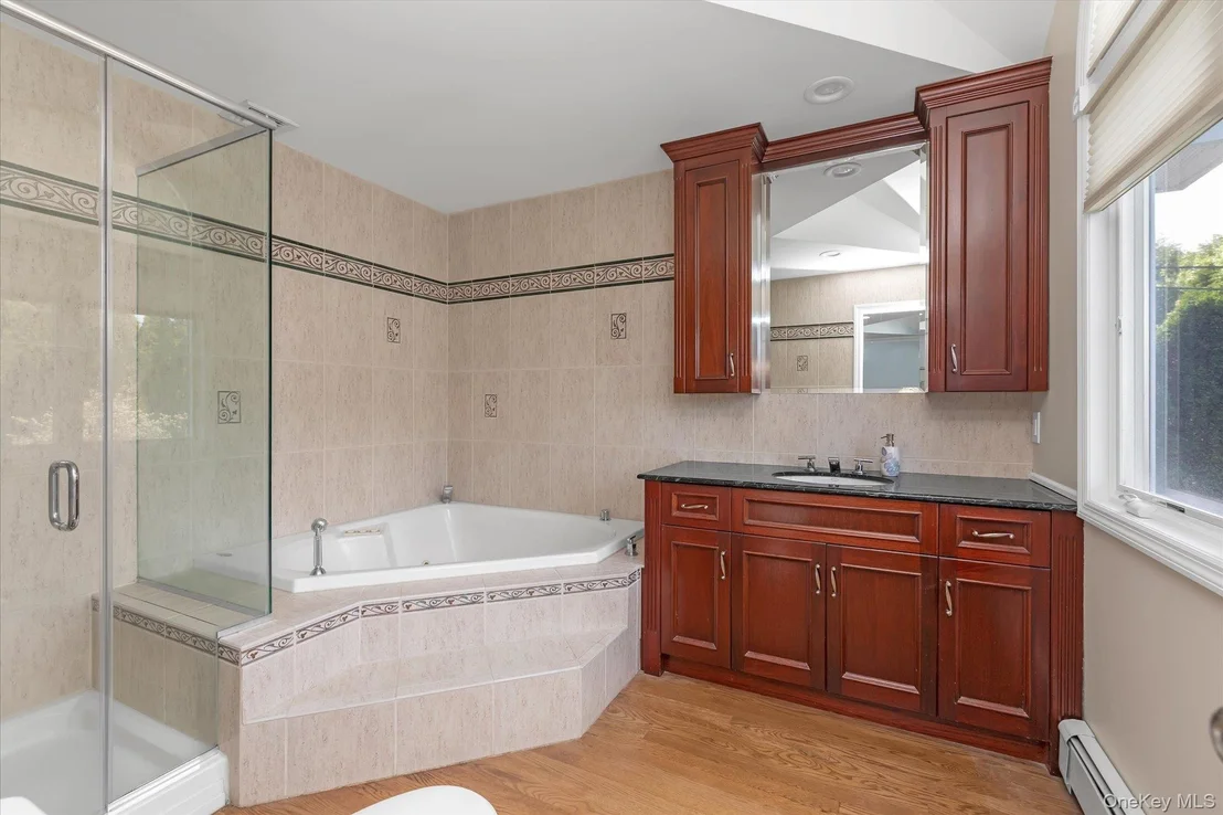 Photo of 340 Woodbridge Lane