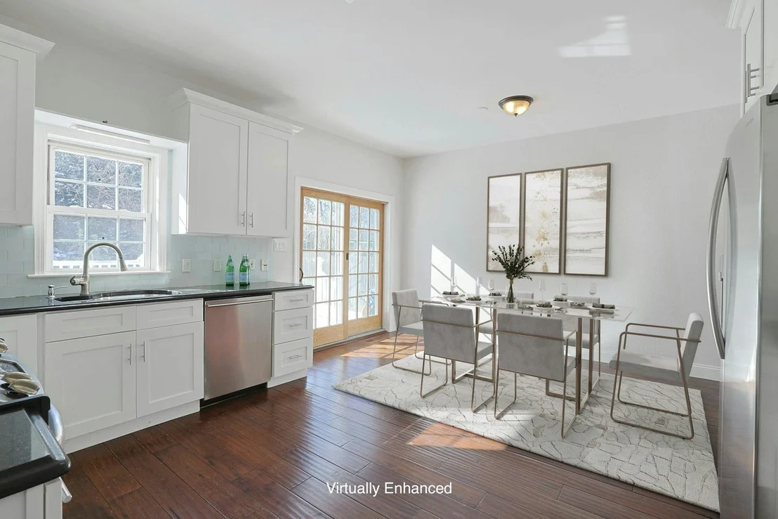 Photo of 38 Weeks Place