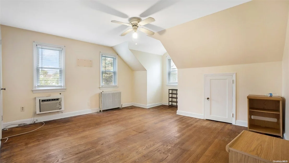 Photo of 220 Cedar Street