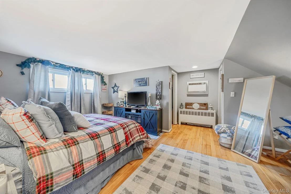 Photo of 32 Rockledge Drive