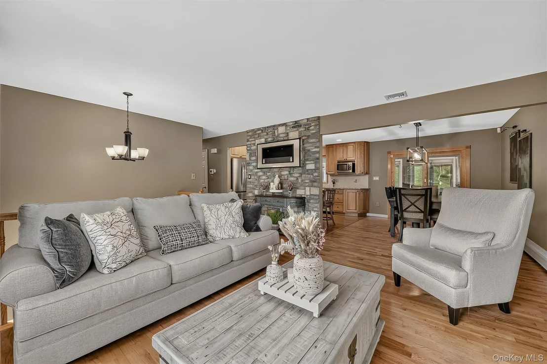 Photo of 10 Pine Drive