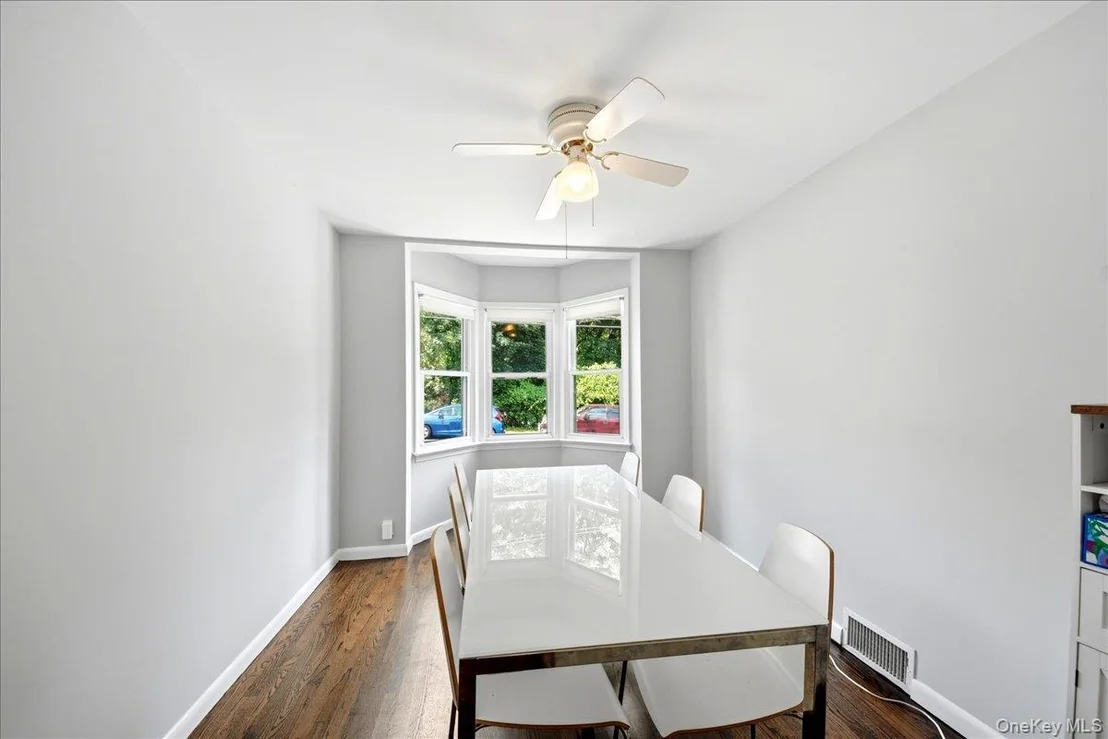 Photo of 86 Maple Street