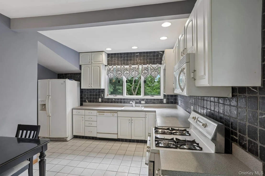 Photo of 8 Sunset Heights