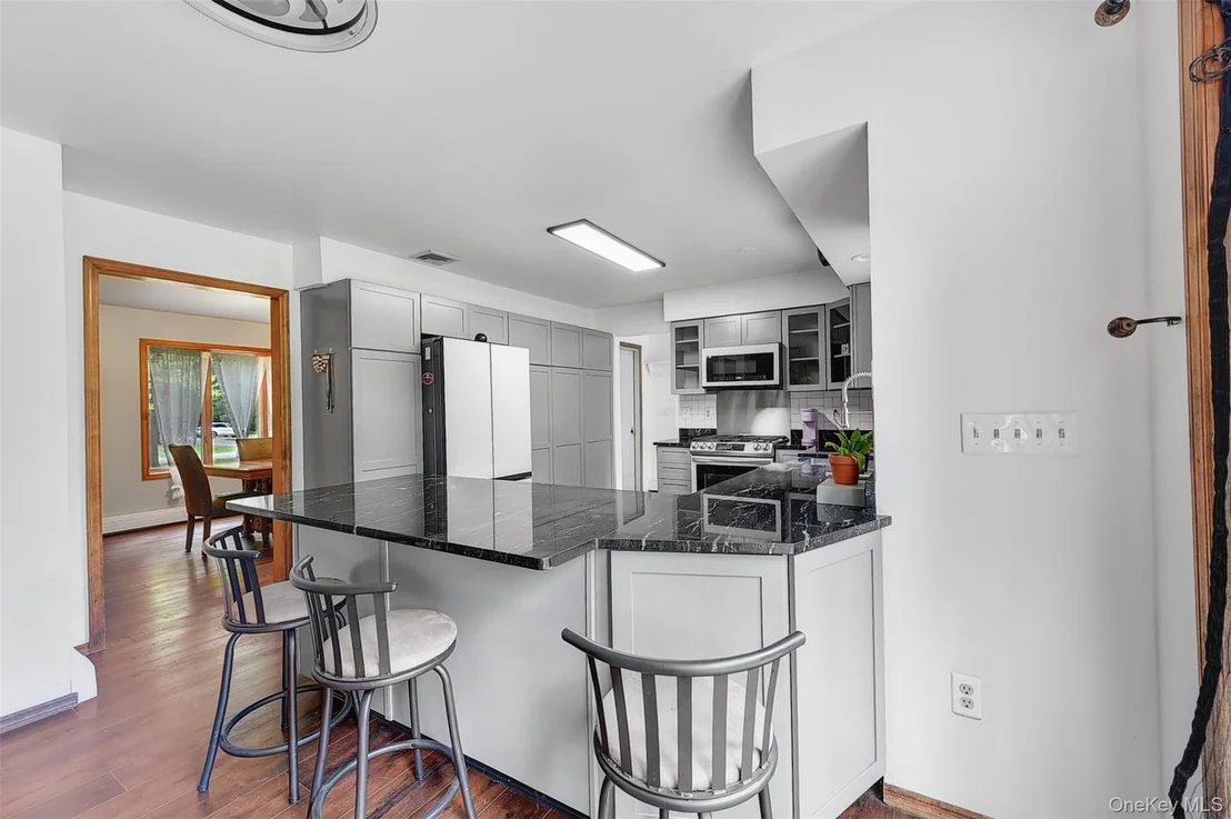 Photo of 243 Hill Road