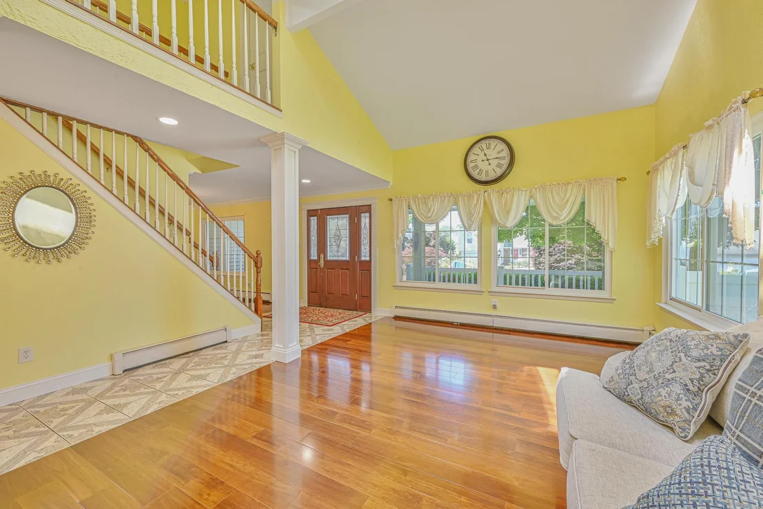 Photo of 239 Walnut Road