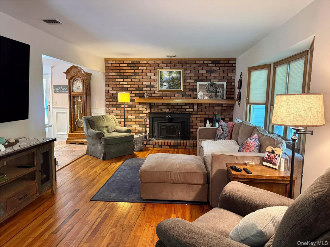 Photo of 8 Donnatella Lane