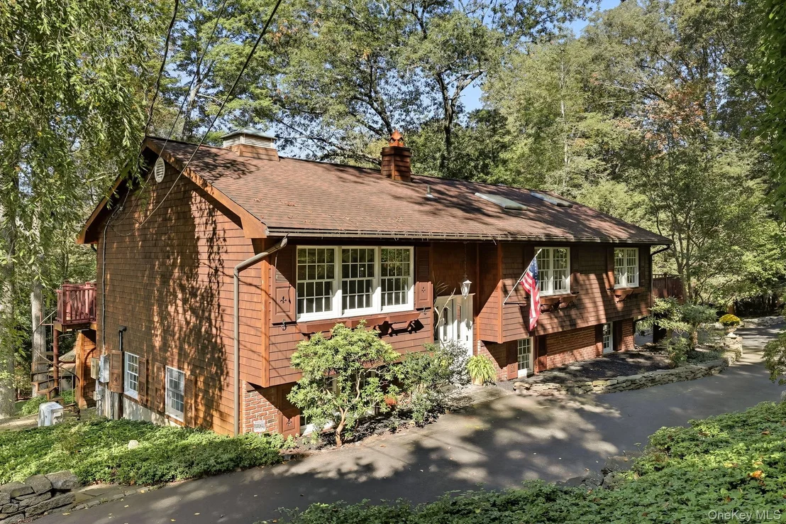 Photo of 9 David Road