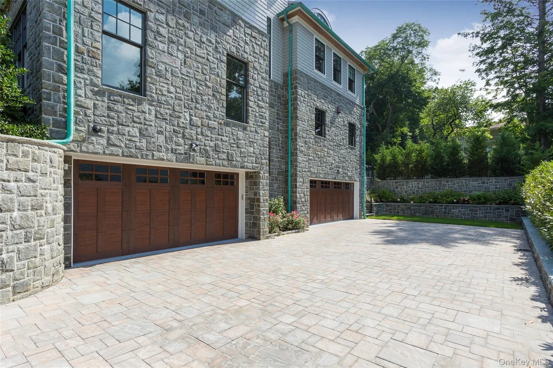 Photo of 7 Pine Drive