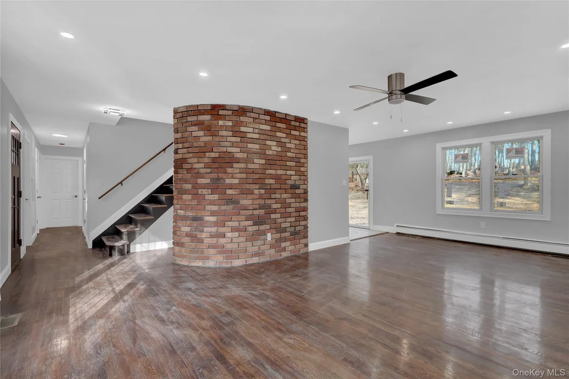 Photo of 321 Smith Road