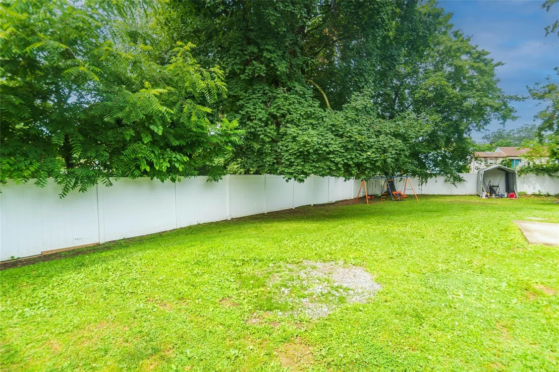 Photo of 31 Peter Cooper Drive