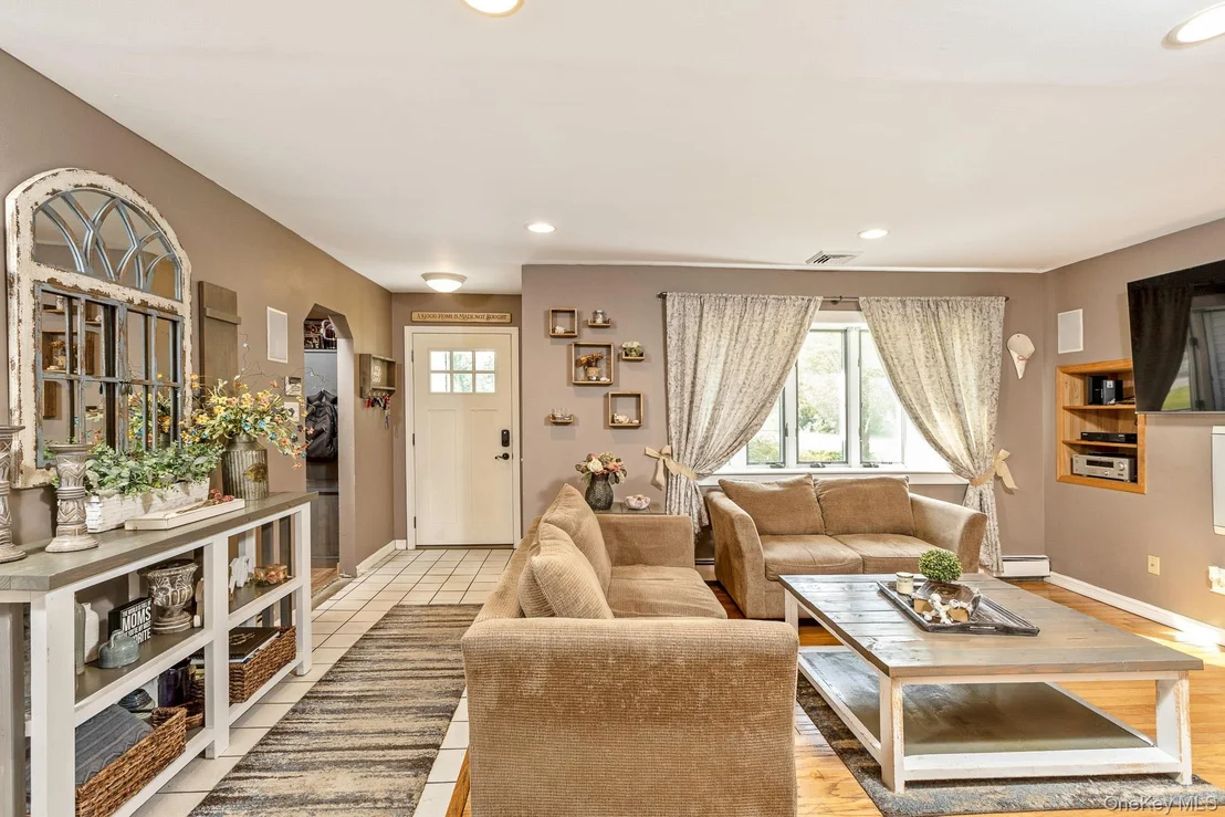Photo of 21 Aberdeen Drive