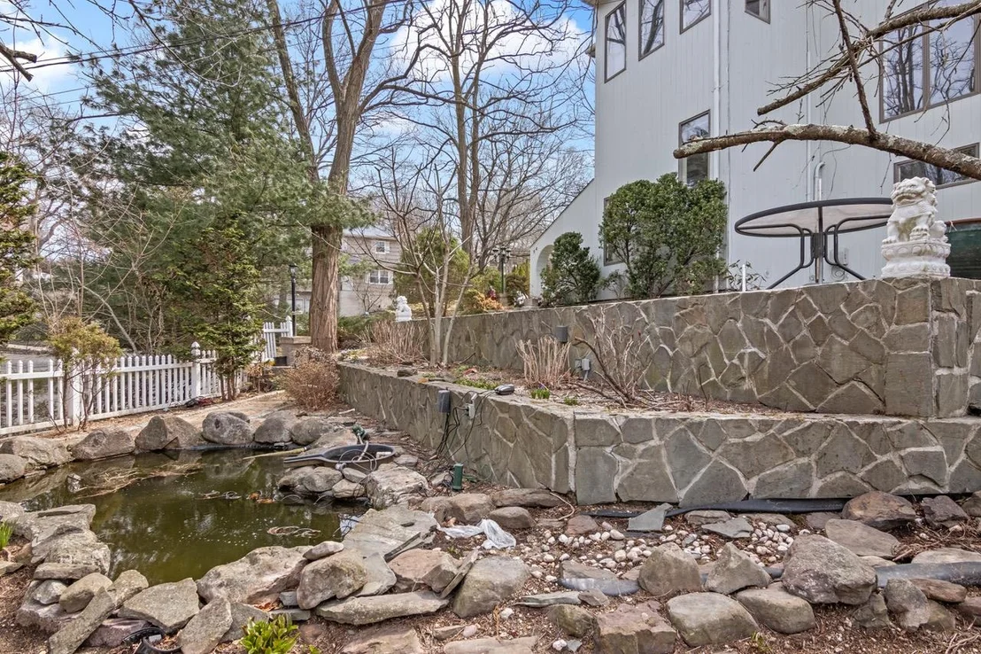 Photo of 94 Abbott Drive