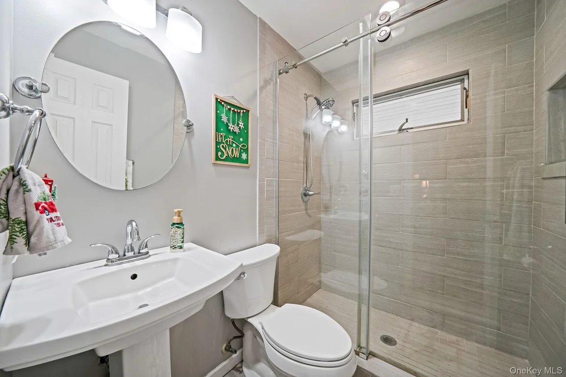 Photo of 32 Rockledge Drive