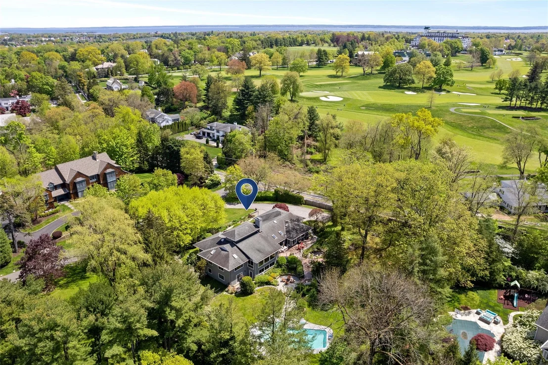 Photo of 2 Puritan Road